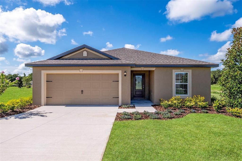 12862 DEL LAGO DRIVE ASTATULA, FL 34705