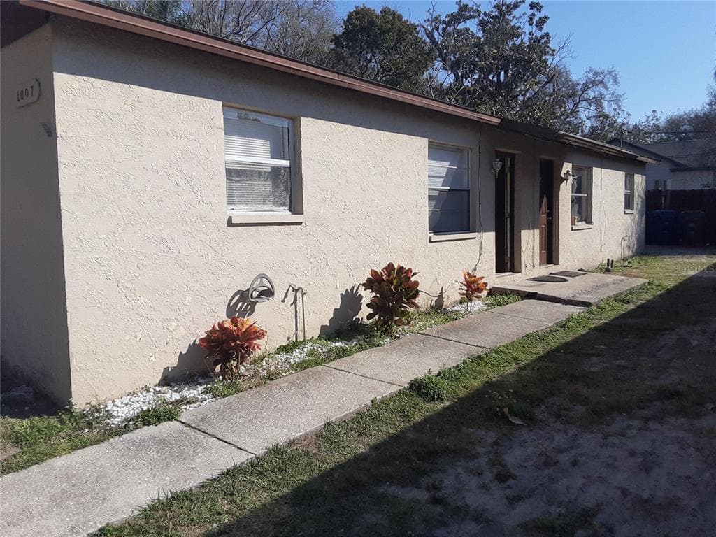 1007 16TH AVENUE NW UNIT A&B LARGO, FL 33770