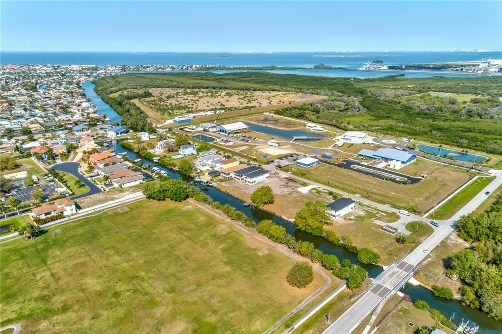 522 ESTUARY SHORE LANE APOLLO BEACH, FL 33572