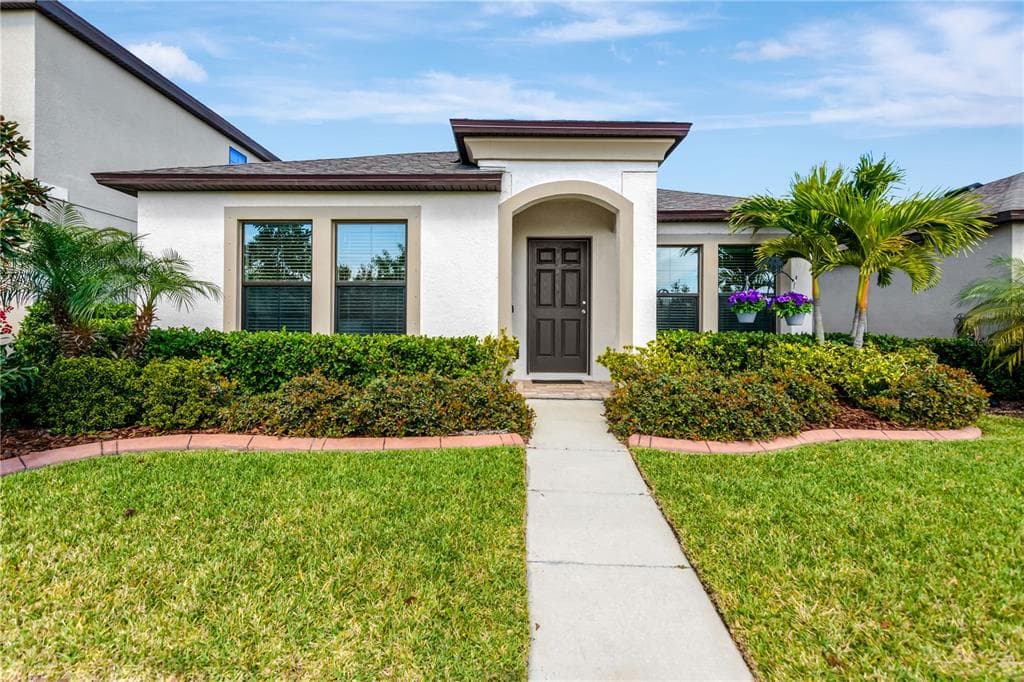 12405 BAY ESTUARY BEND