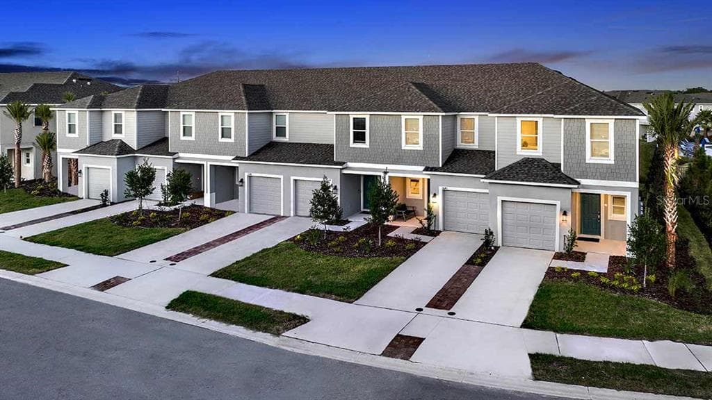 2260 PARAVANE WAY WESLEY CHAPEL, FL 33543