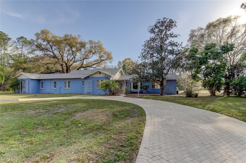 921 NEWBERGER ROAD