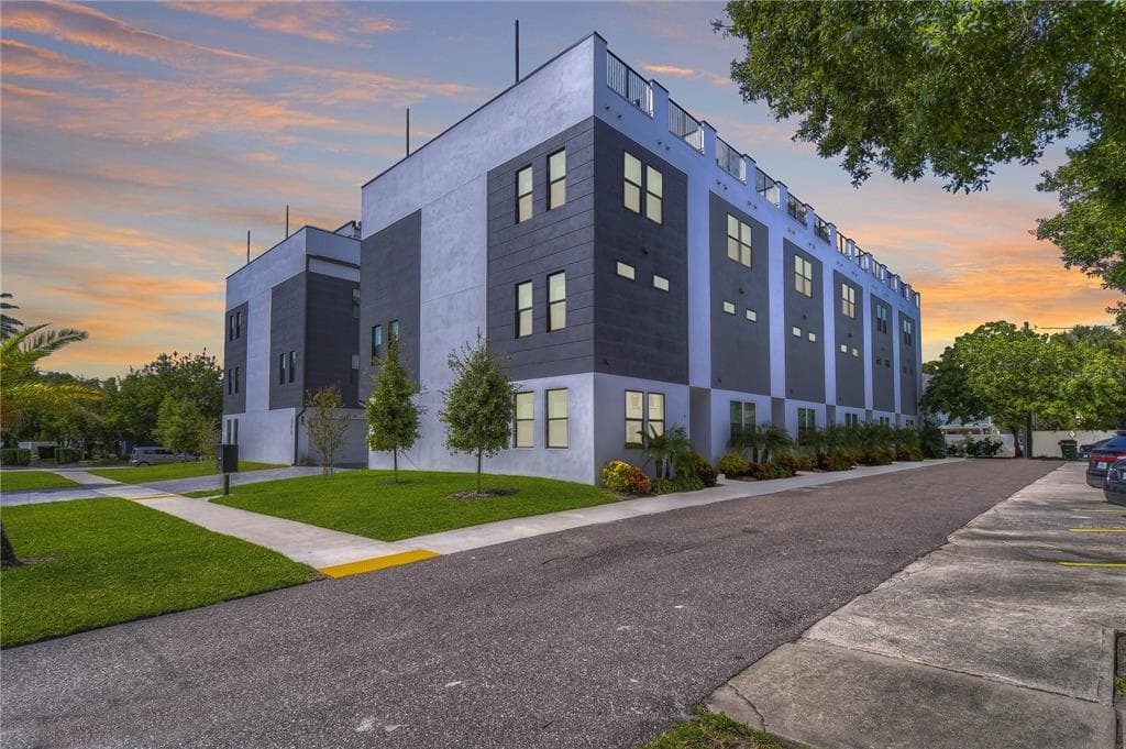 4215 W NORTH A STREET UNIT 6