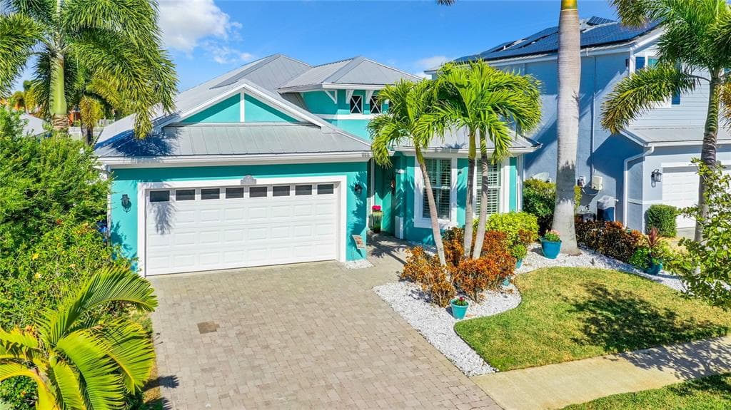 414 BAHAMA GRANDE BOULEVARD