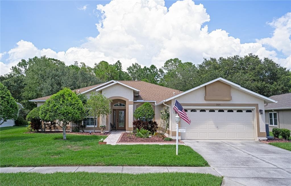 1525 WINDING WILLOW DRIVE