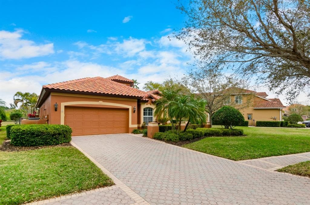 9803 SAGO POINT DRIVE SEMINOLE, FL 33777