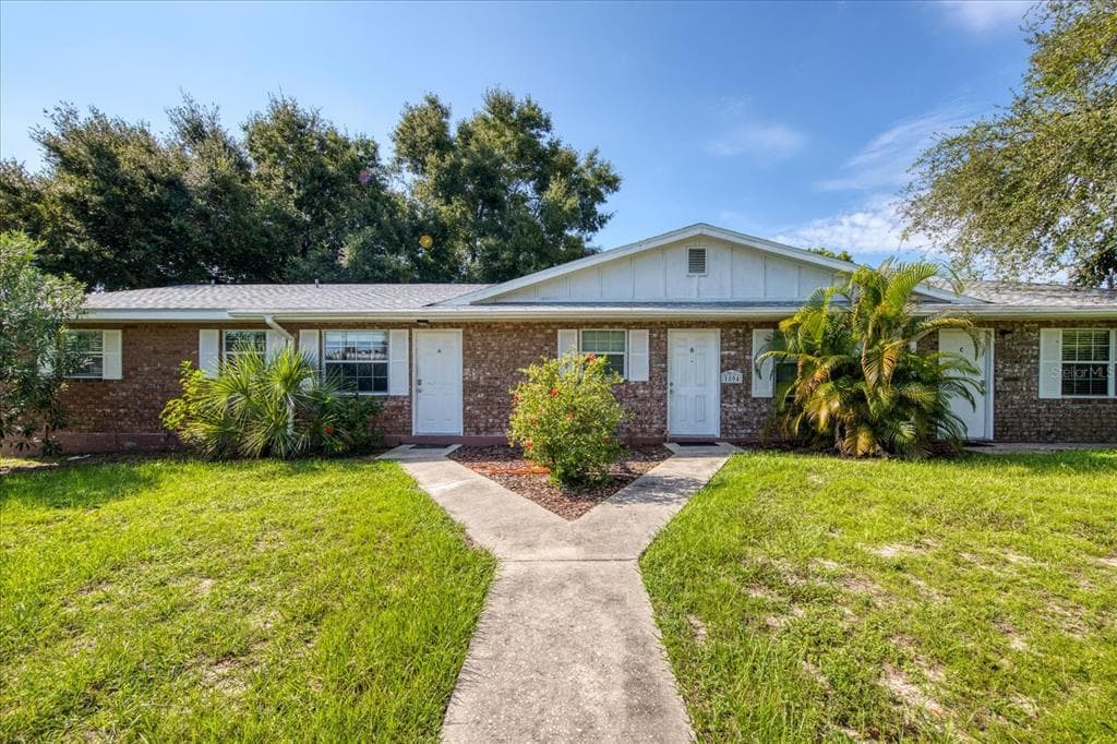 1804 3RD COURT SE UNIT B WINTER HAVEN, FL 33880