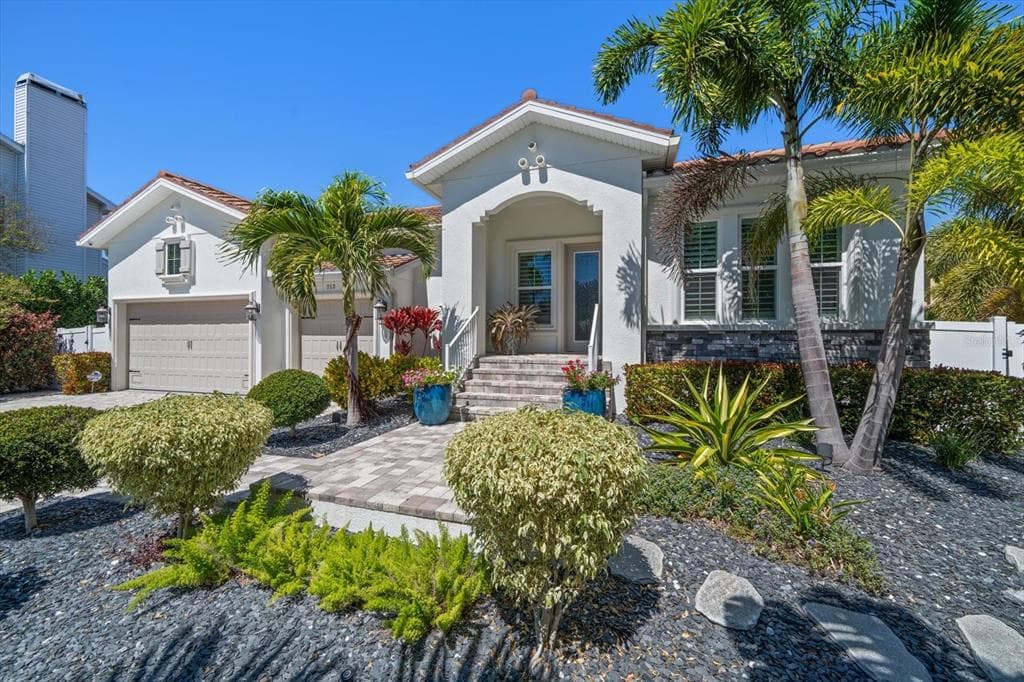 713 NINA DRIVE TIERRA VERDE, FL 33715