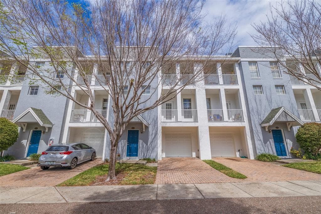 4507 BAY SPRING CT TAMPA, FL 33611