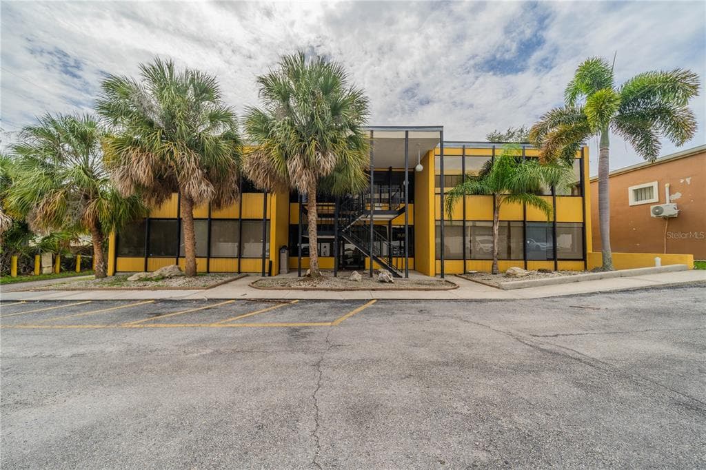 4021 N ARMENIA AVE UNIT 101 TAMPA, FL 33606