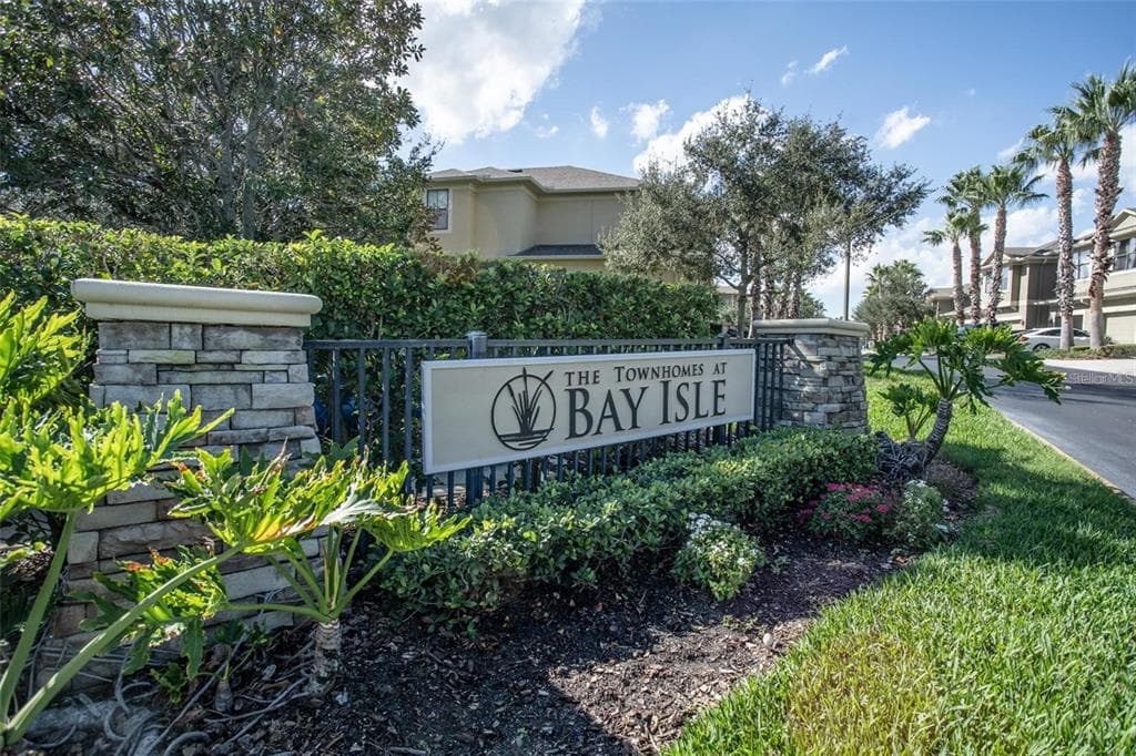 1145 119TH TERRACE N ST PETERSBURG, FL 33716