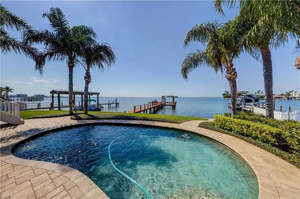 119 OZONA DRIVE