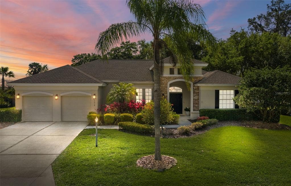 3018 FOREST HAMMOCK DRIVE