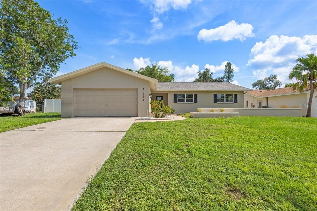 13791 89TH AVENUE SEMINOLE, FL 33776