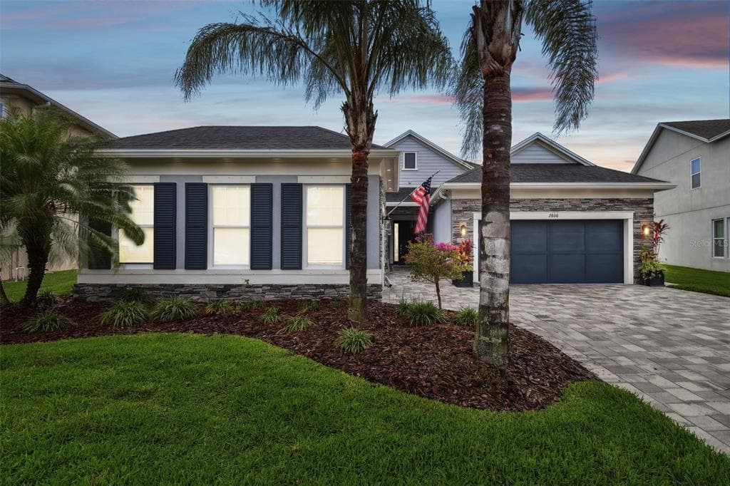 2800 LONG BOW WAY