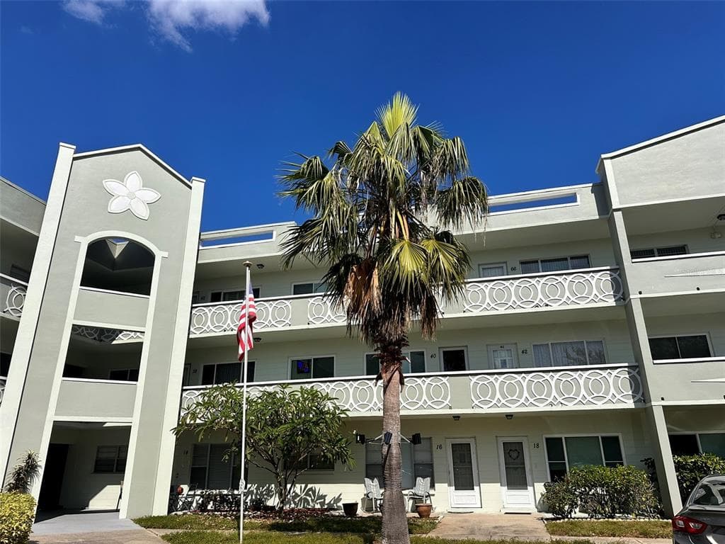 2256 PHILIPPINE DRIVE UNIT 46 CLEARWATER, FL 33763