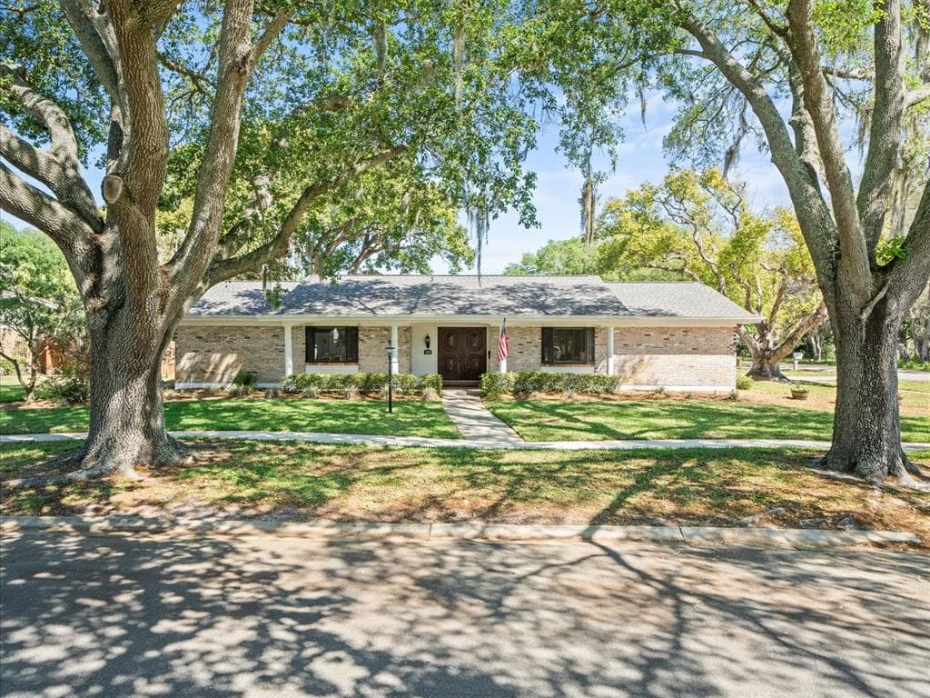 3101 COCOS ROAD