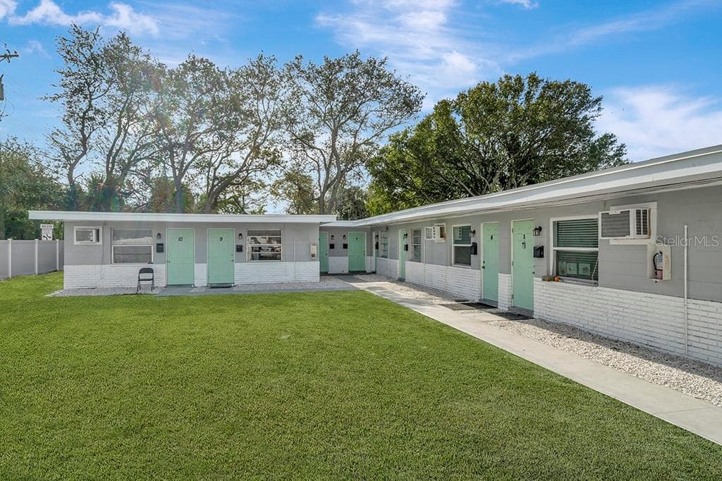 6701 S WEST SHORE BOULEVARD UNIT 9 TAMPA, FL 33616