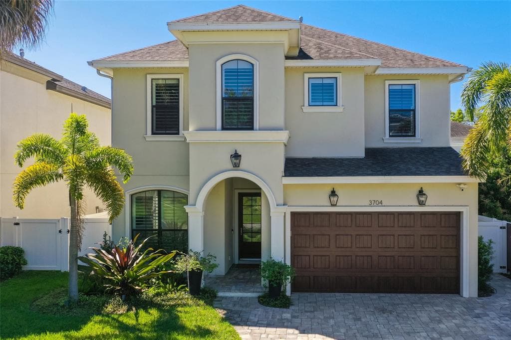 3704 W SAN LUIS STREET TAMPA, FL 33629