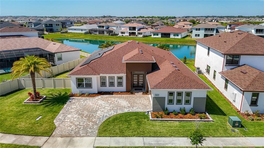 8671 SANDERS TREE LOOP WESLEY CHAPEL, FL 33545