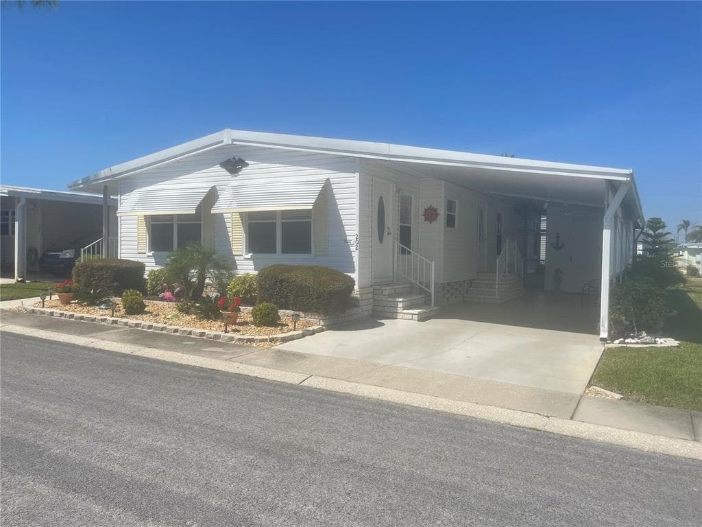 202 RED MAPLE DRIVE PALM HARBOR, FL 34684
