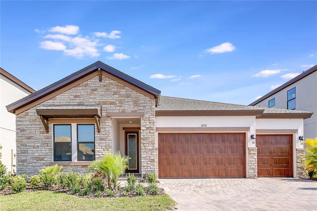 13098 WELLSPRING DRIVE LITHIA, FL 33547