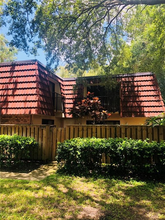 2706 5TH COURT PALM HARBOR, FL 34684