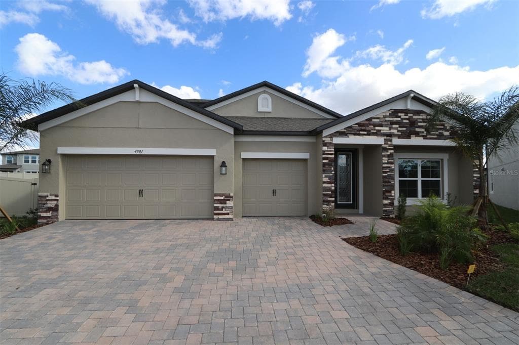 193 HILLSHIRE PLACE SPRING HILL, FL 34609