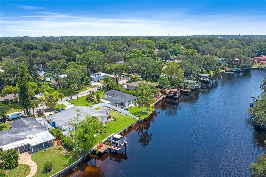 6808 N RIVER BOULEVARD TAMPA, FL 33604