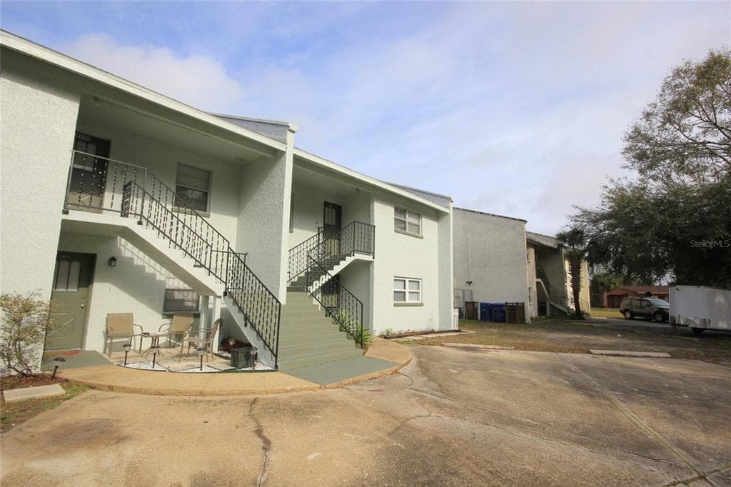 4986 STEEL DUST LANE LUTZ, FL 33559