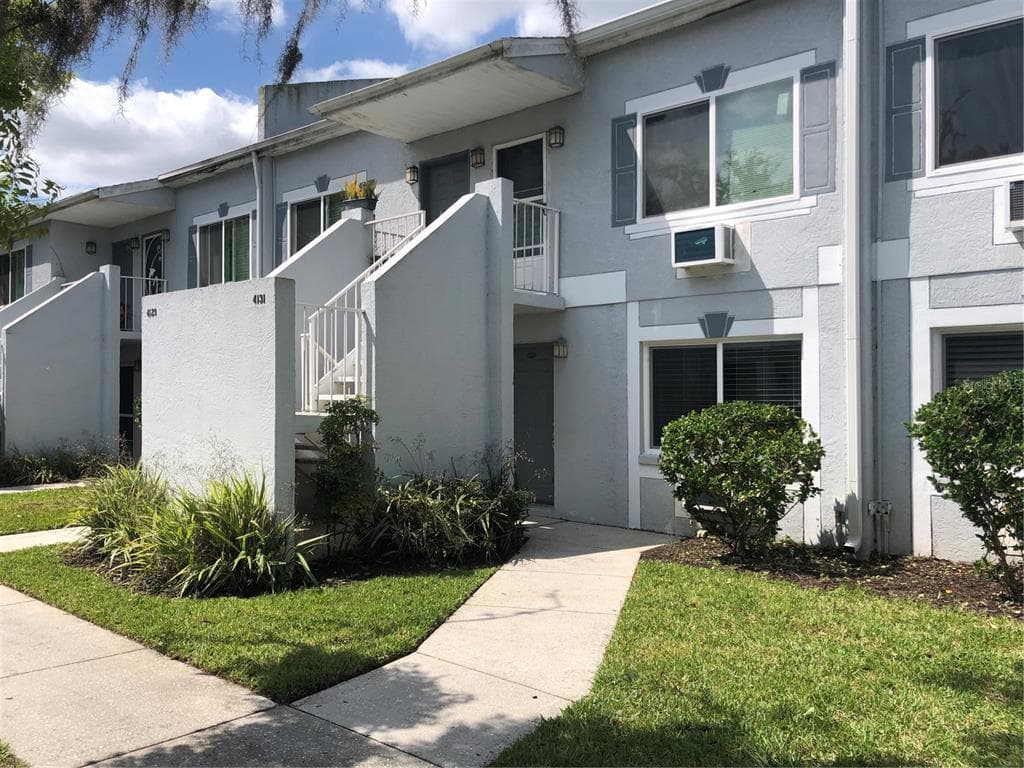 4131 DOLPHIN DRIVE UNIT 4131 TAMPA, FL 33617
