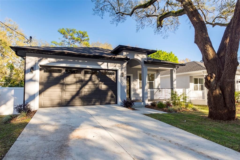 3717 CARROWAY STREET TAMPA, FL 33619