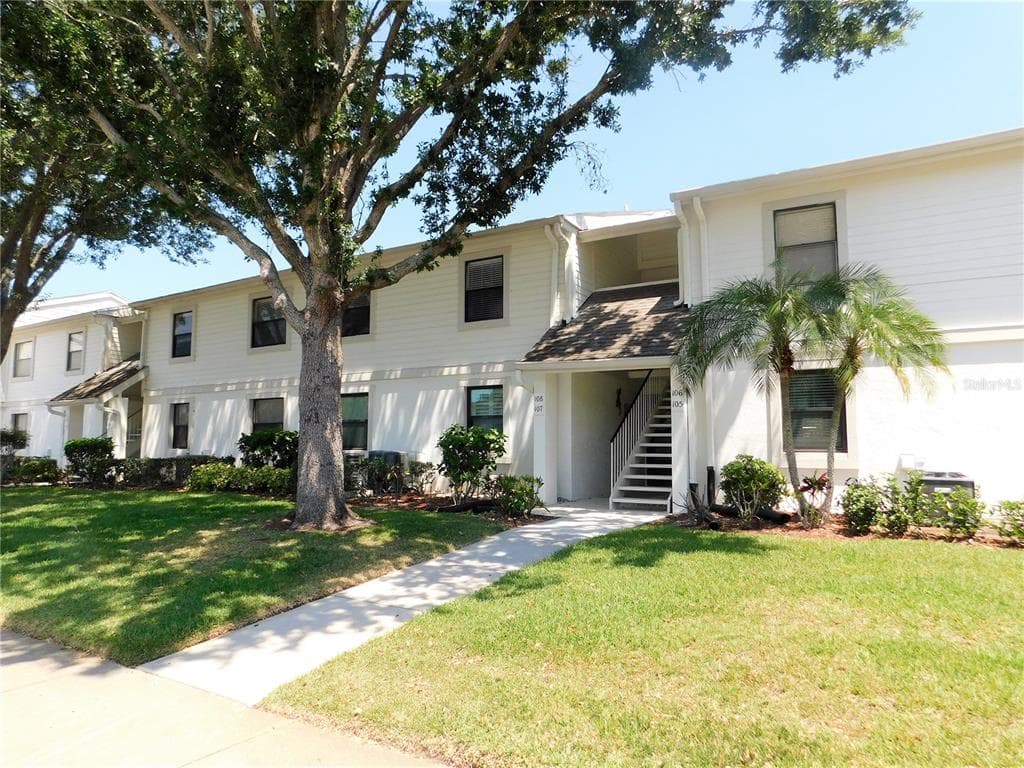 107 WINDWARD PLACE UNIT 107 OLDSMAR, FL 34677