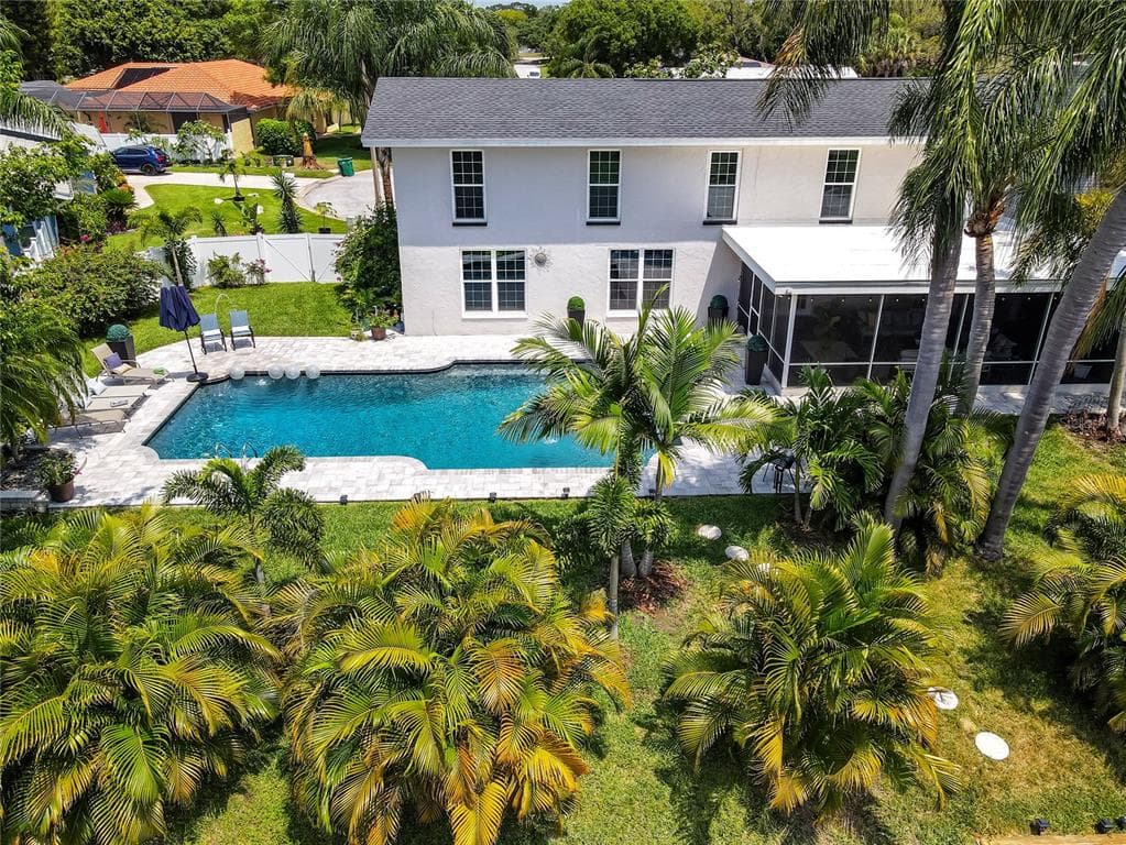 2381 ROBERTA LANE CLEARWATER, FL 33764