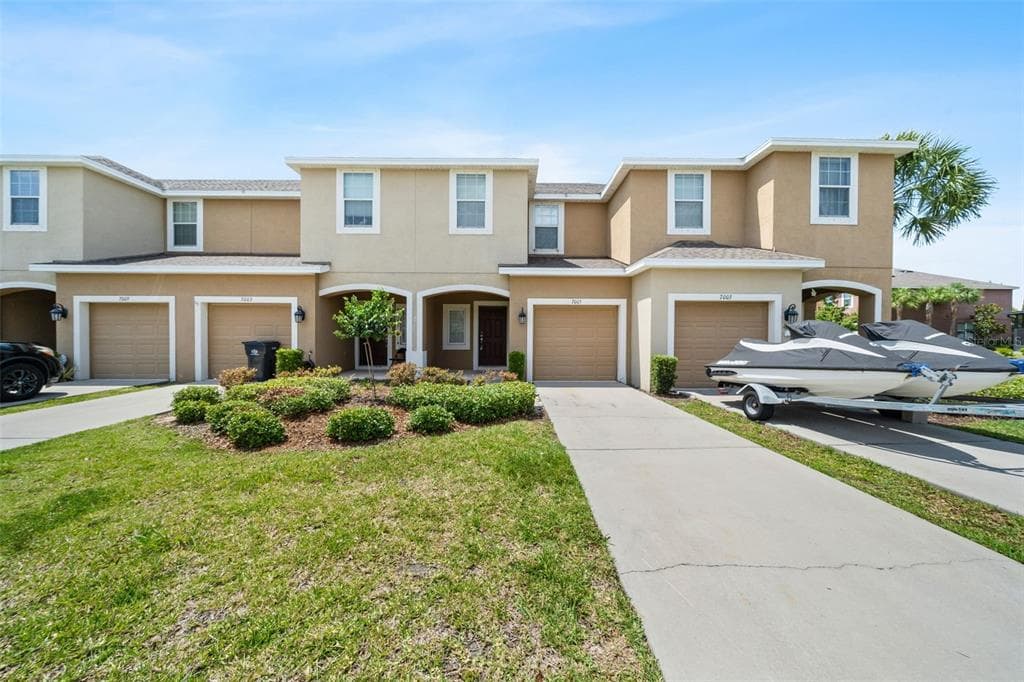 7005 TOWNE LAKE ROAD