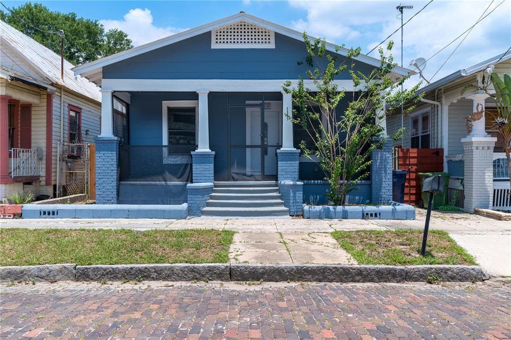 2331 W UNION STREET TAMPA, FL 33607