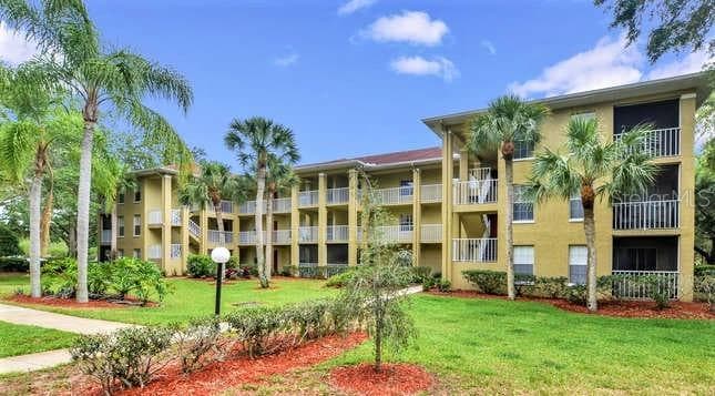 2690 CORAL LANDINGS BOULEVARD UNIT 233 PALM HARBOR, FL 34684