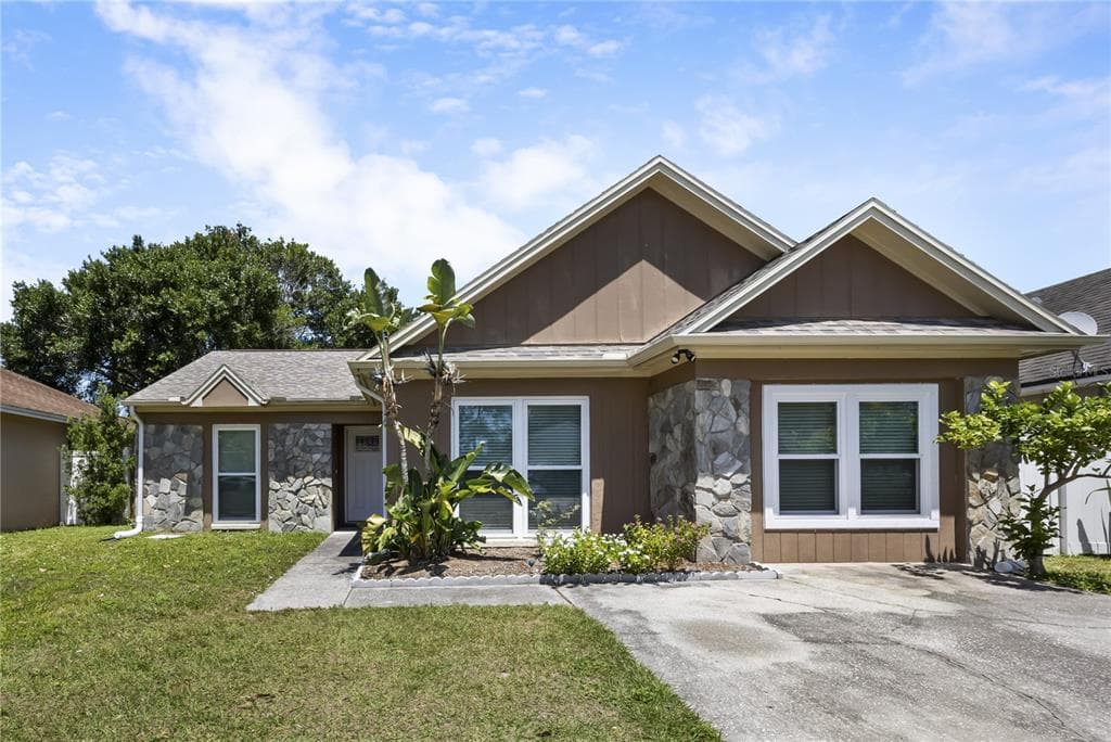 9107 CAMINO VILLA BOULEVARD TAMPA, FL 33635