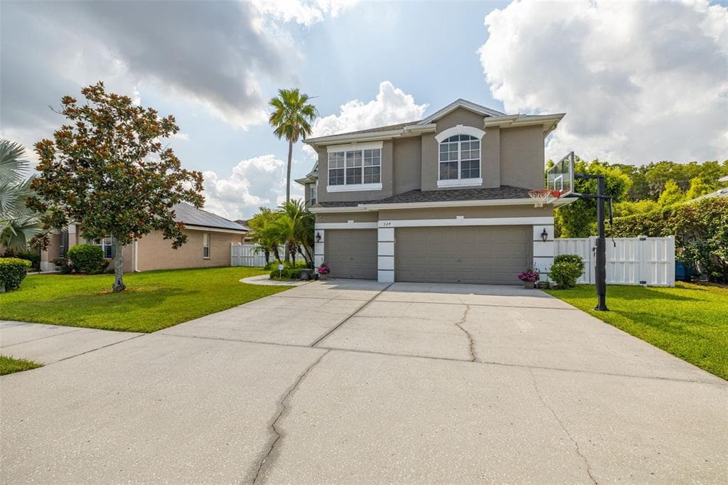 524 CYPRESS BEND OLDSMAR, FL 34677
