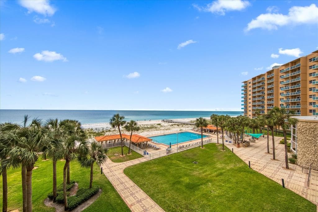 880 MANDALAY AVENUE UNIT S313