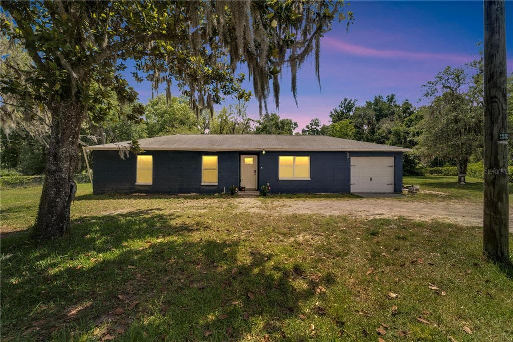 1716 E KEYSVILLE ROAD LITHIA, FL 33547