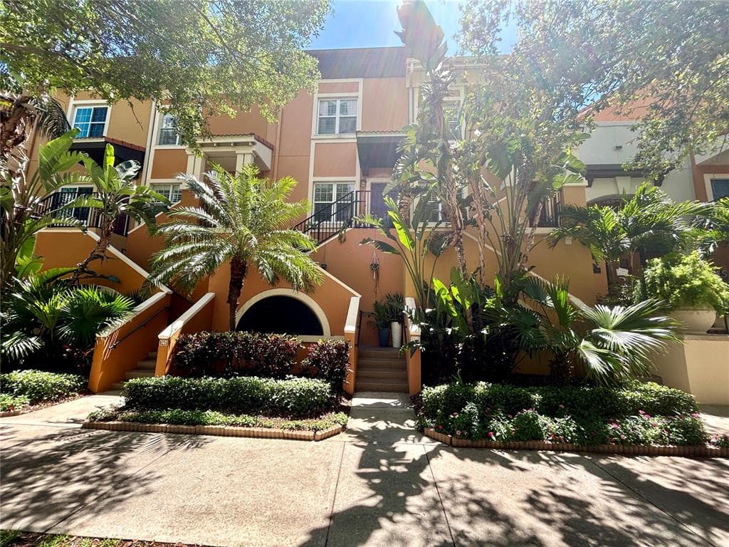 200 4TH AVENUE S UNIT 129 ST PETERSBURG, FL 33701