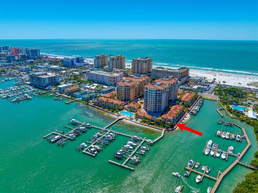 525 MANDALAY AVENUE UNIT 36 CLEARWATER BEACH, FL 33767