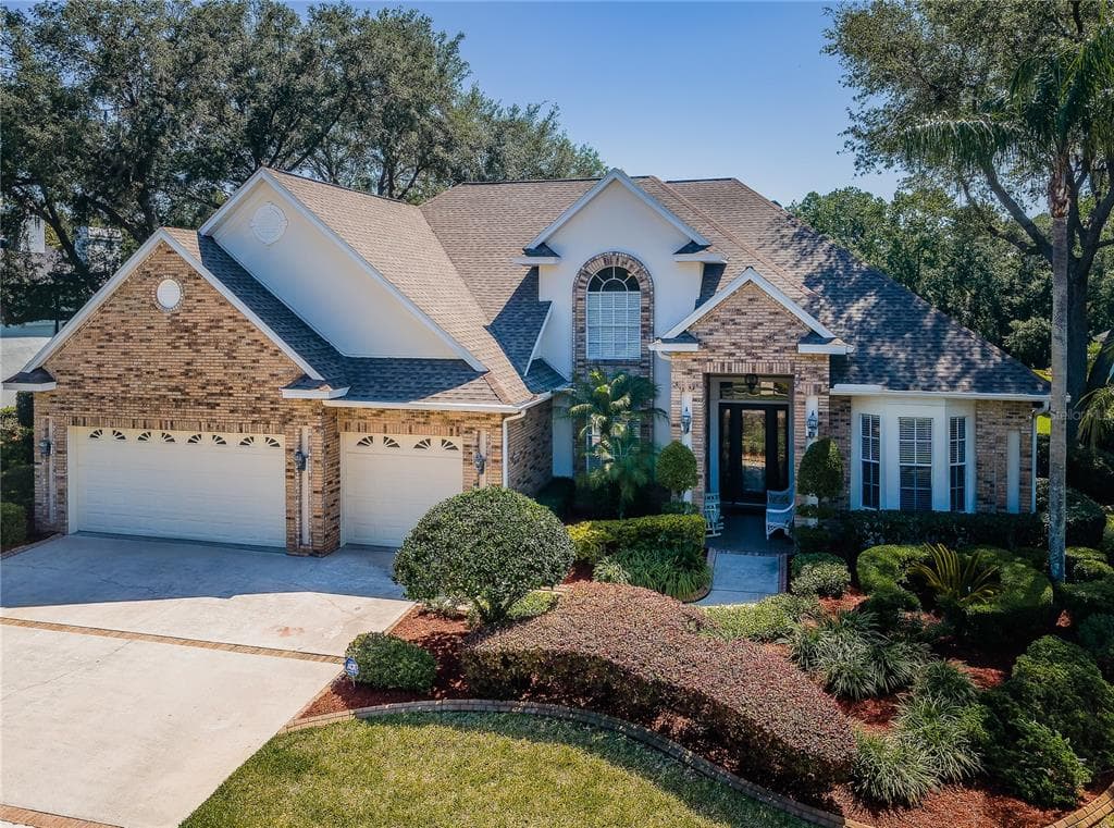 3818 S NINE DRIVE VALRICO, FL 33596