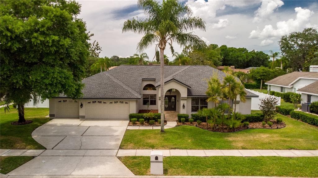 17302 CARRIAGE WAY ODESSA, FL 33556