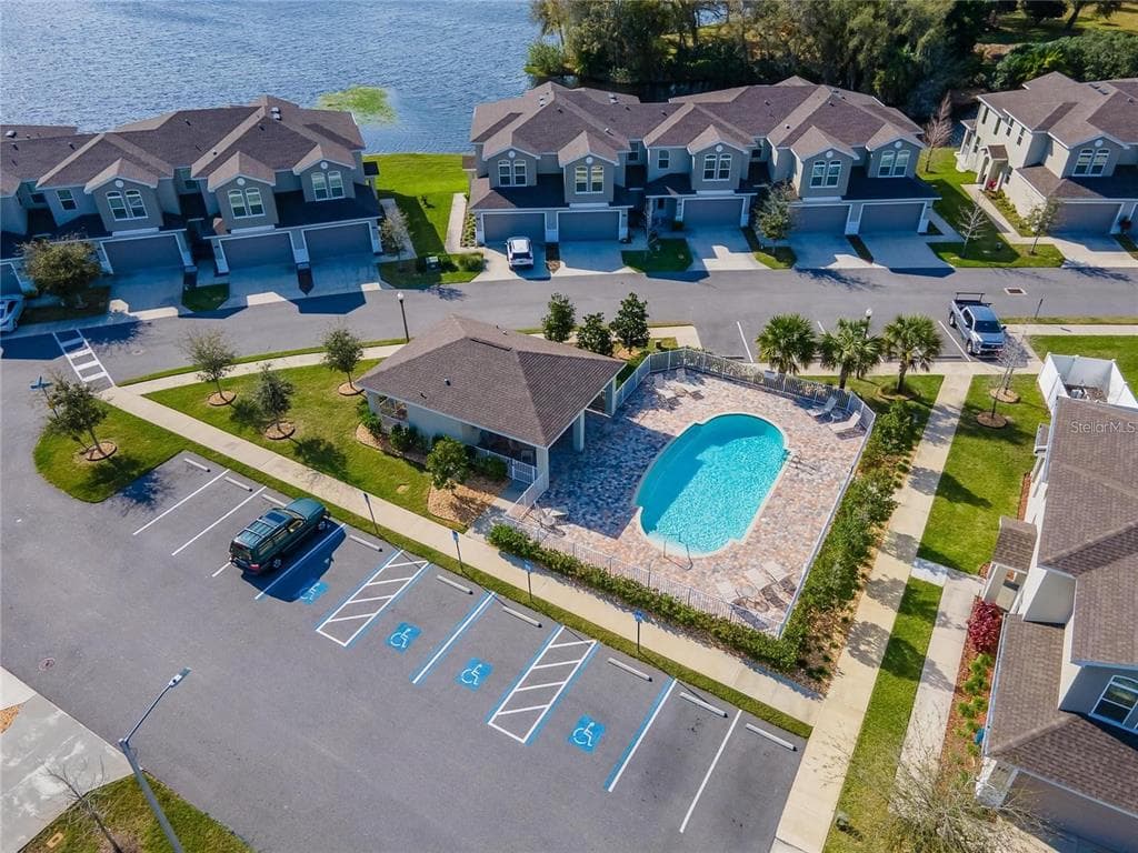 1936 LAKE RIDGE BOULEVARD CLEARWATER, FL 33763