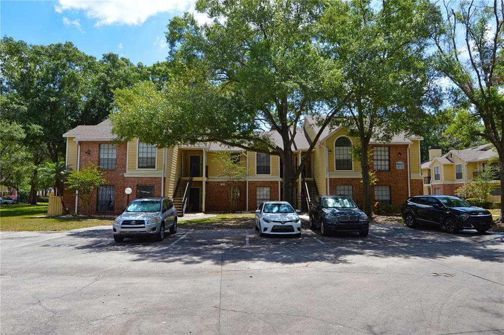 8625 MALLARD RESERVE DRIVE UNIT (Furnished) TAMPA, FL 33614