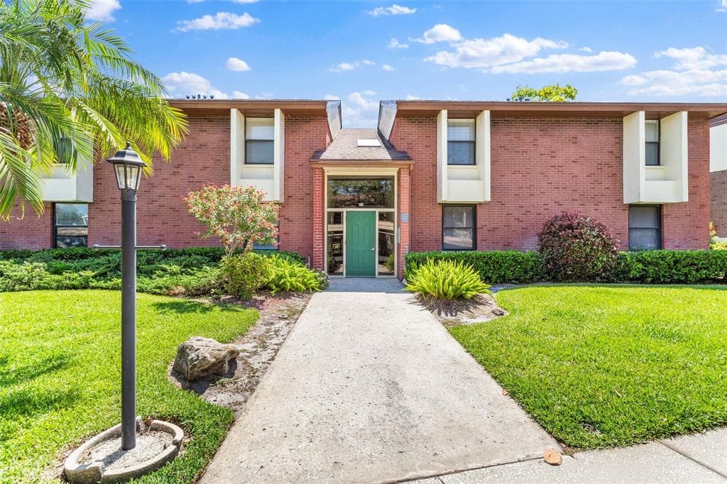 109 CARYL WAY UNIT 109