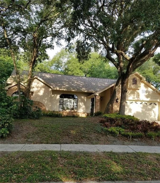 353 MAYFAIR CIRCLE E PALM HARBOR, FL 34683