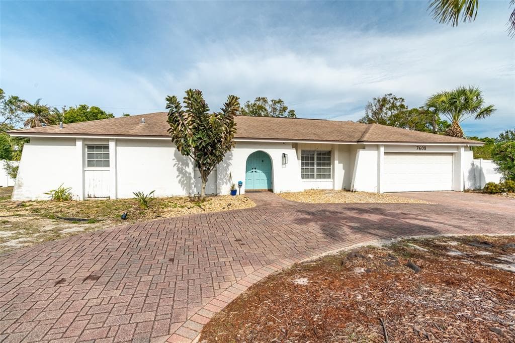 7608 20TH AVENUE NW BRADENTON, FL 34209